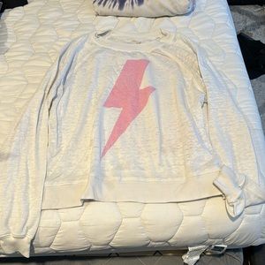 Oversized thin soft sweatshirt